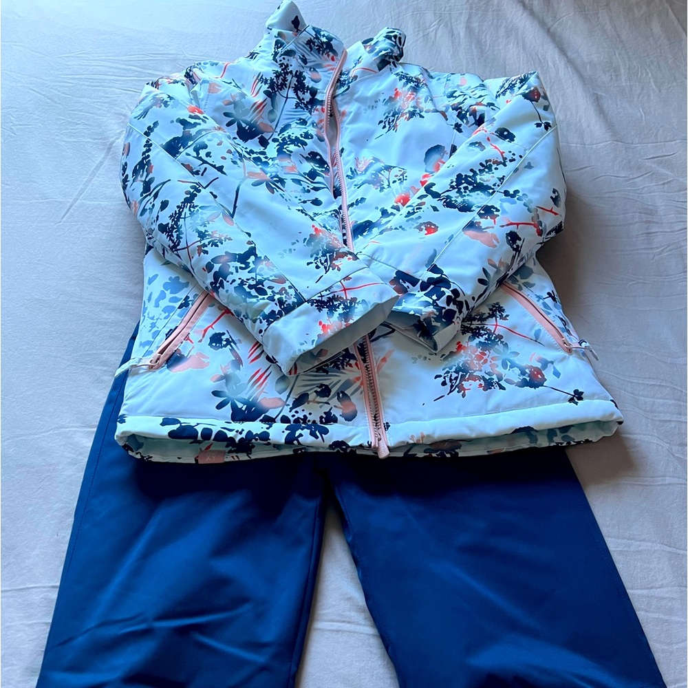 Roxy ski suit, Girls size 14